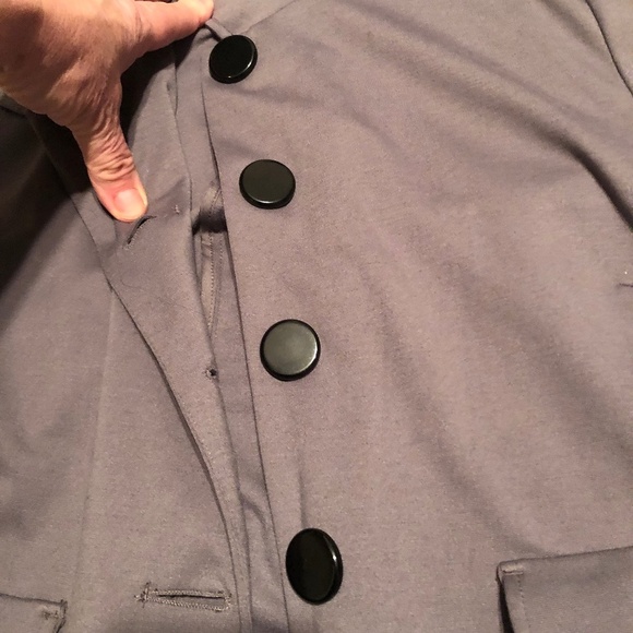 Jessica size 16 polyester shortie blazer like jacket, grey. Never worn - Picture 3 of 6